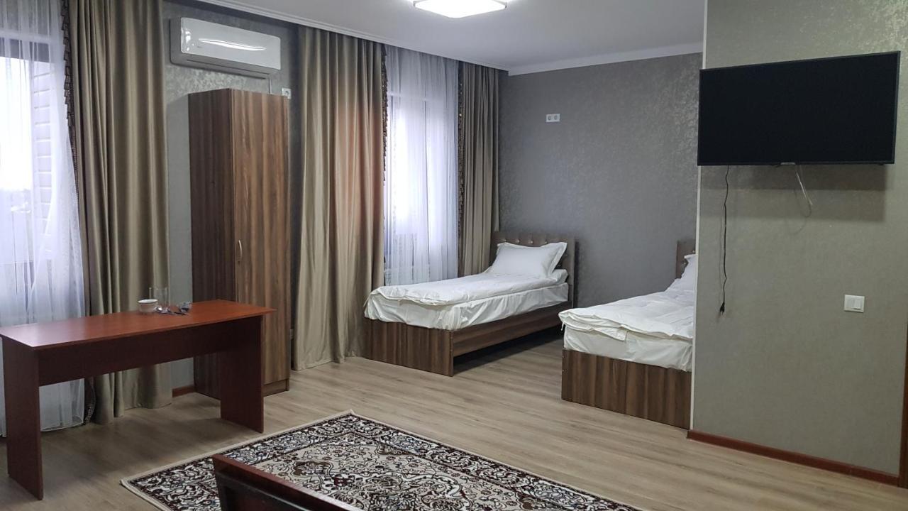 Nomad Hotel Bishkek Halal Exteriör bild