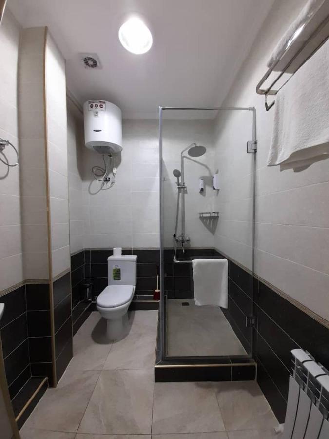 Nomad Hotel Bishkek Halal Exteriör bild
